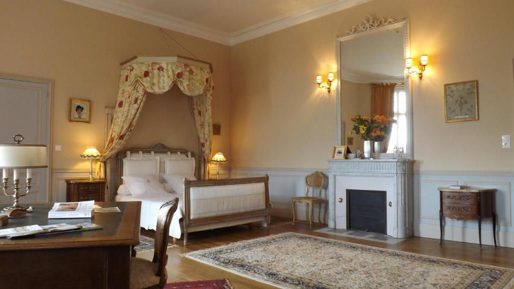 Chateau De La Haye Bed & Breakfast Contigne Bagian luar foto