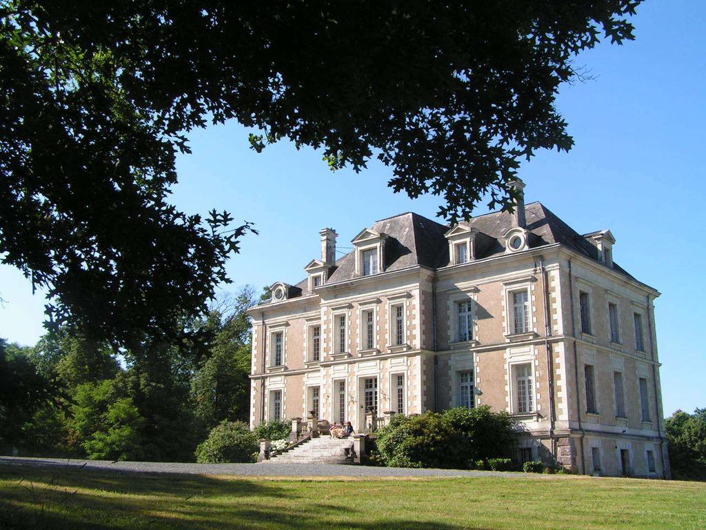 Chateau De La Haye Bed & Breakfast Contigne Bagian luar foto