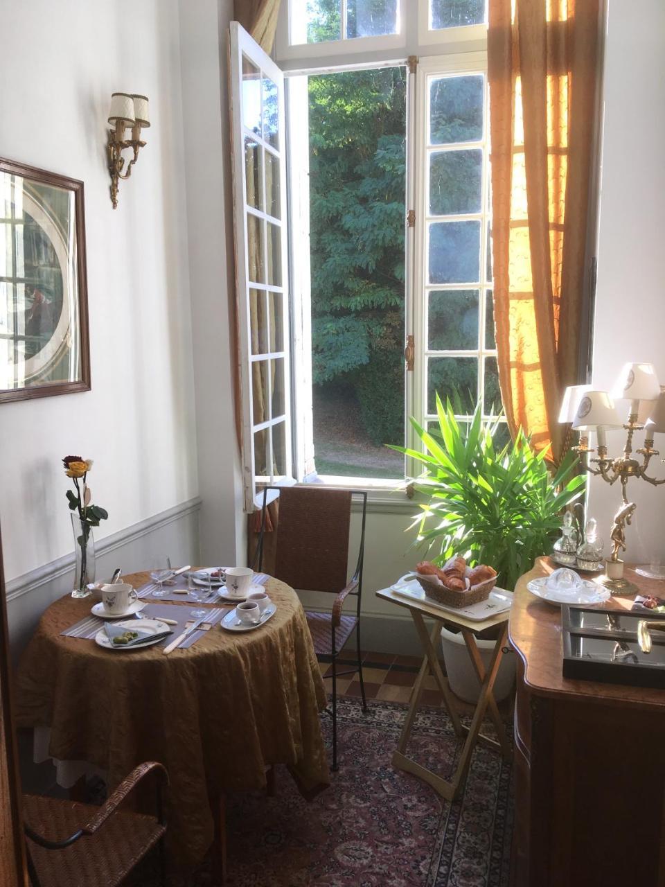 Chateau De La Haye Bed & Breakfast Contigne Bagian luar foto